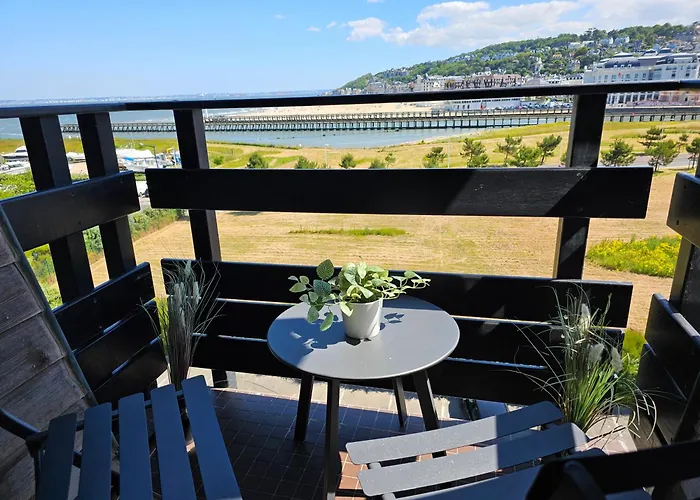 Ocea Marina Appartement Vue Mer Refait A Neuf Avec Parking Privatif