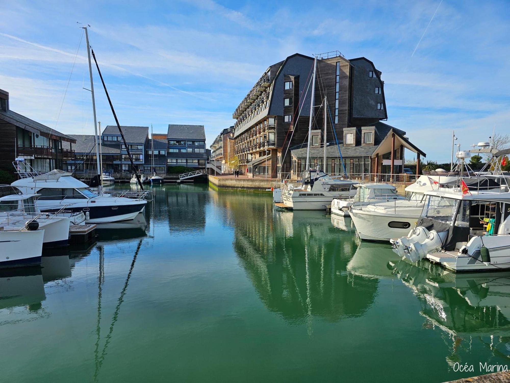 Ocea Marina Vue Refait A Neuf Avec Parking Privatif * Deauville